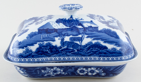 Vegetable Dish with Cover c1916